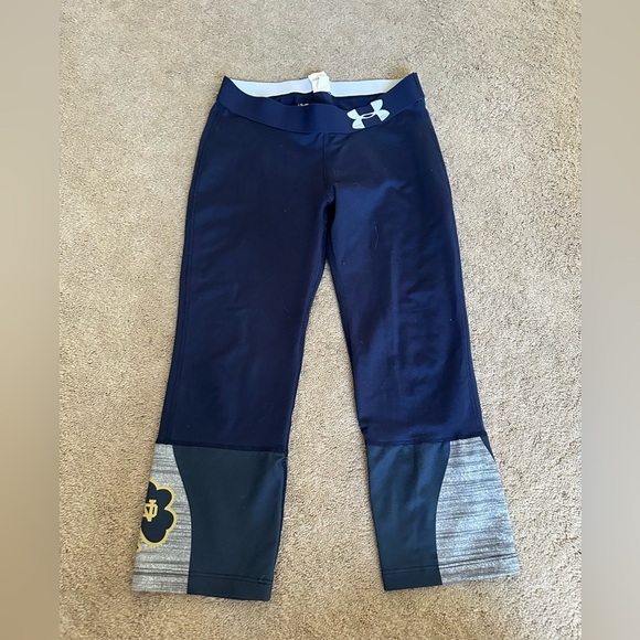 Girls Under Armour Notre Dame Capri leggings yxl - Picture 1 of 3